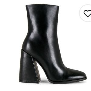 ALIAS MAE  Alana Boot size 39.